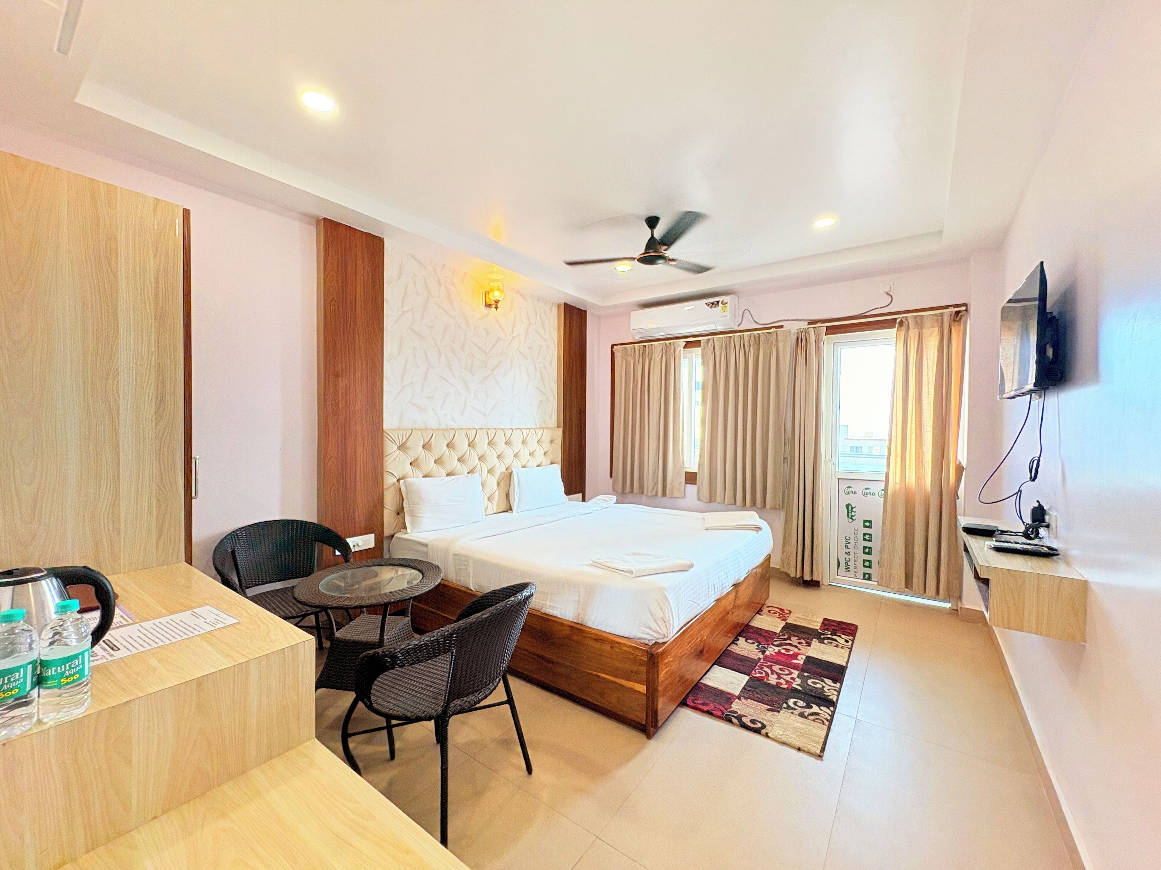 高級雙人房, 城市景觀 | 書桌、免費無線上網