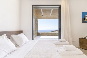 5 bedrooms, iron/ironing board, free WiFi - Villa Achille with sea view - My Rental Homes (Mykonos)