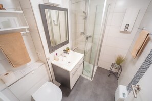Shower - Moin and welcome to Apartment Deichglück! (Dangast)