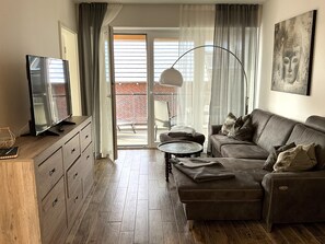 TV, stereo - Moin and welcome to Apartment Küstenglück! (Dangast)