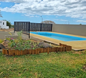 Pool - Charming 3-bedroom villa in peaceful Albion with pool, Villa Serenity (Albion)