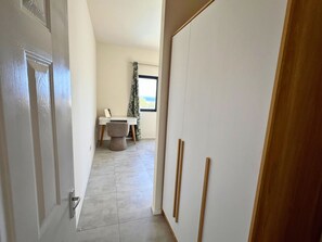 Interior - Charming 3-bedroom villa in peaceful Albion with pool, Villa Serenity (Albion)