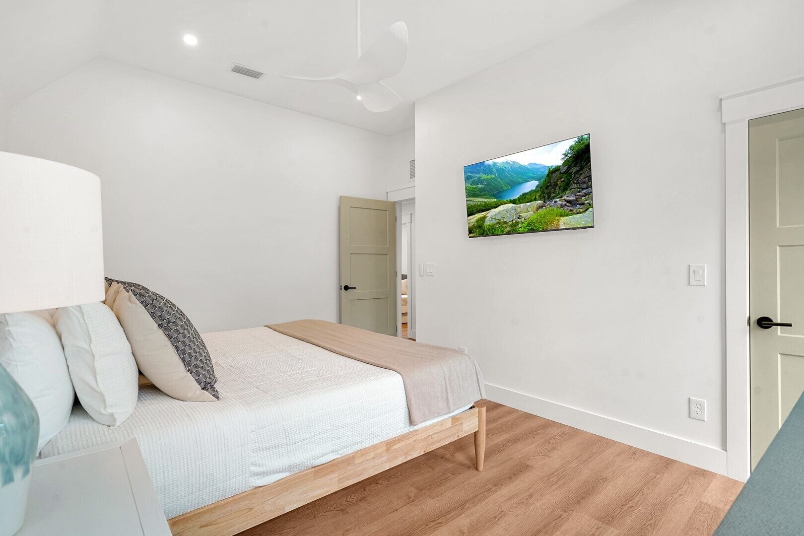 4 habitaciones, wifi gratis y ropa de cama 