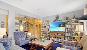 TV - 37 Miruela Ave - Casa Las Fuentes (St. Augustine)