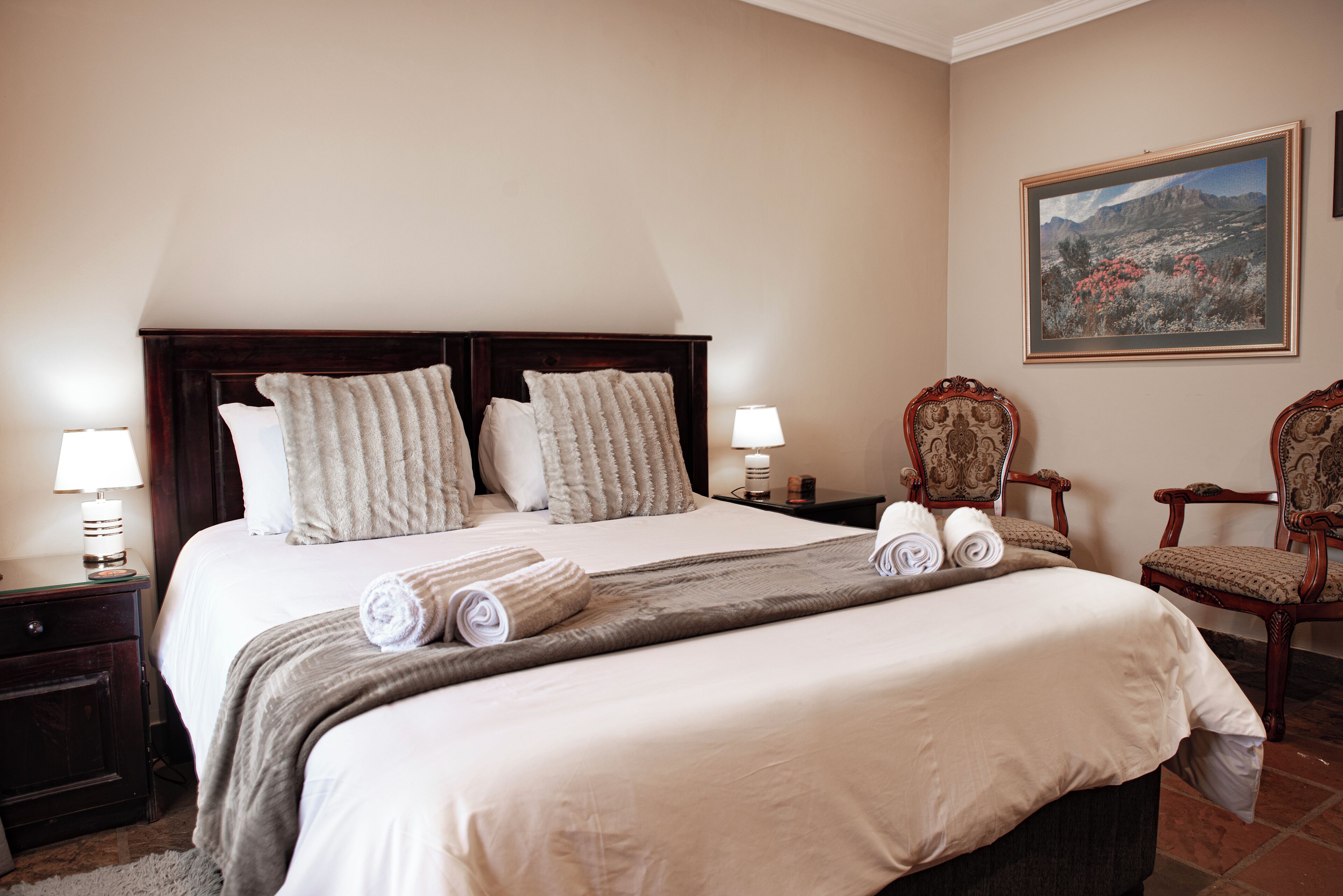 Laptop workspace, free WiFi