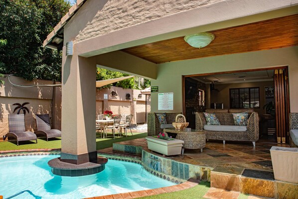 Terrace/patio - The Orion Guest House (Middelburg)