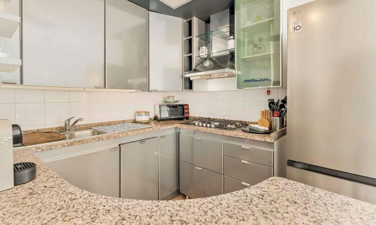 冷蔵庫、電子レンジ、食器洗い機