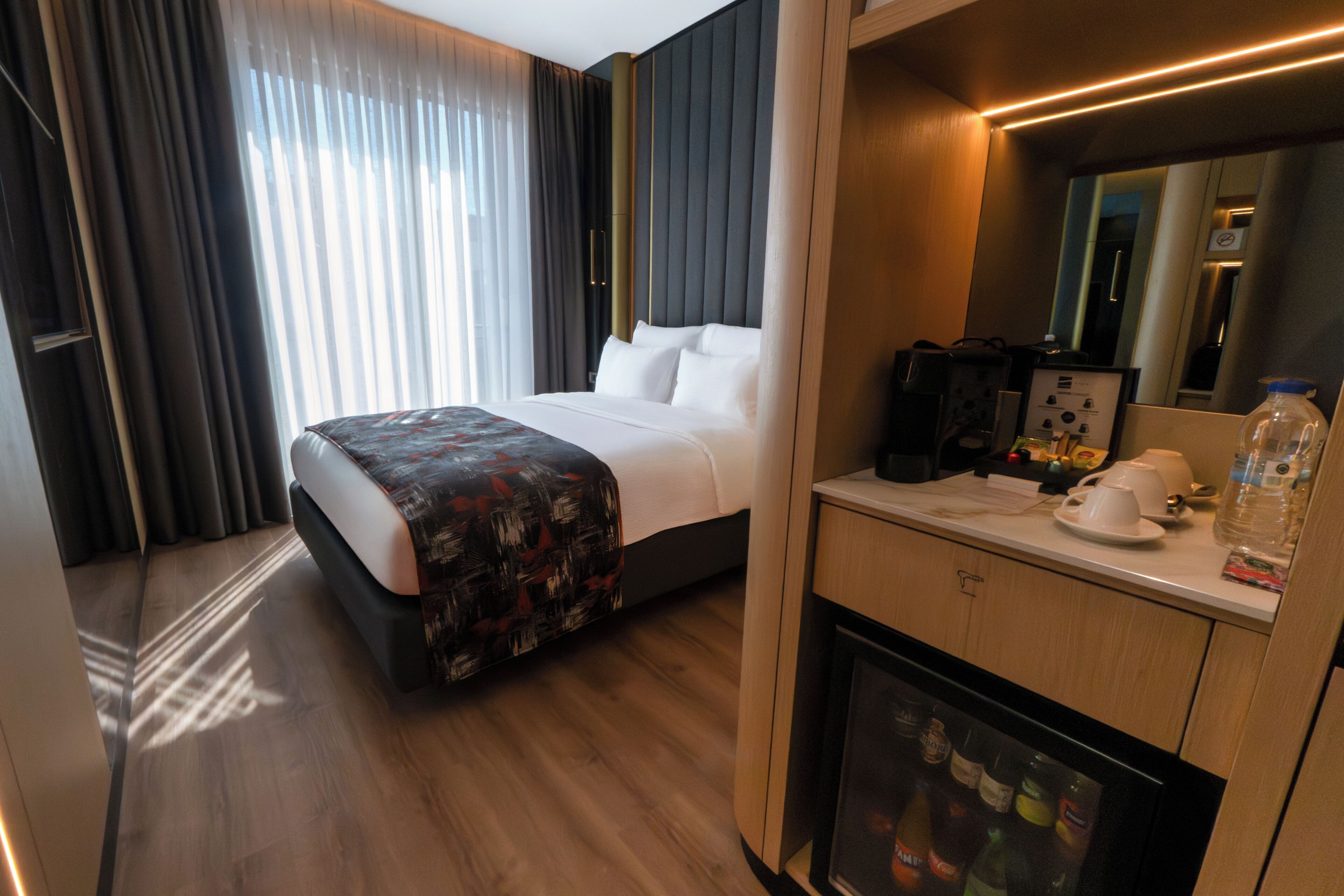 Kahden hengen standard-huone | Tallelokero huoneessa, ilmainen Wi-Fi