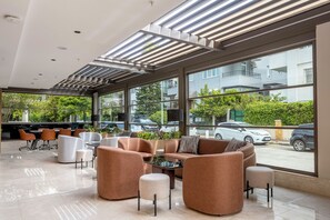 Lobby sitting area - The Marni Hotel (Antalya)
