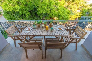 Apartment, 2 Schlafzimmer, Balkon | Balkon