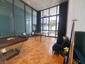 Game room - 1.5 Bd Heated Pool Sky Kitchen Infinity Pool 10 min to Hospital  Mall, Parks (Krung Thep Maha Nakhon)