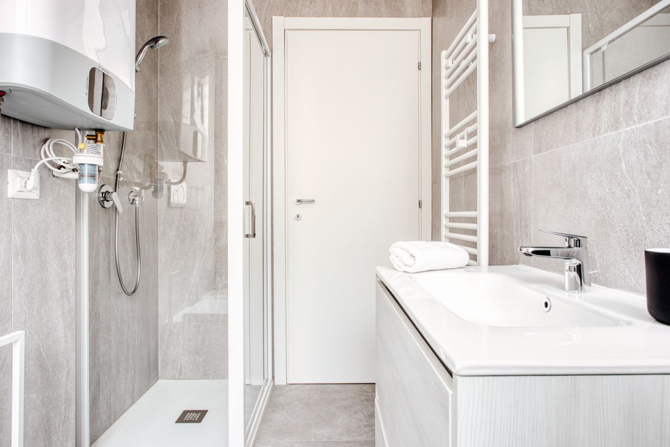 Douche, bidet