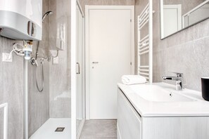 Doccia, bidet