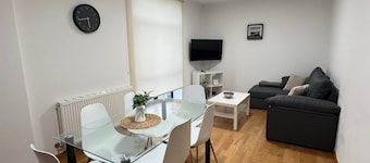 PortoHome 1 |
House for groups on the Camino de Santiago!