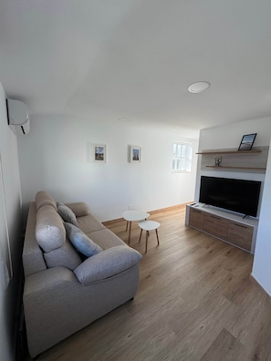 Living area - PortoHome Ático | Penthouse with views on the Camino de Santiago (Portomarín)