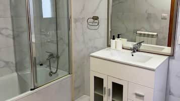 Hair dryer, towels
