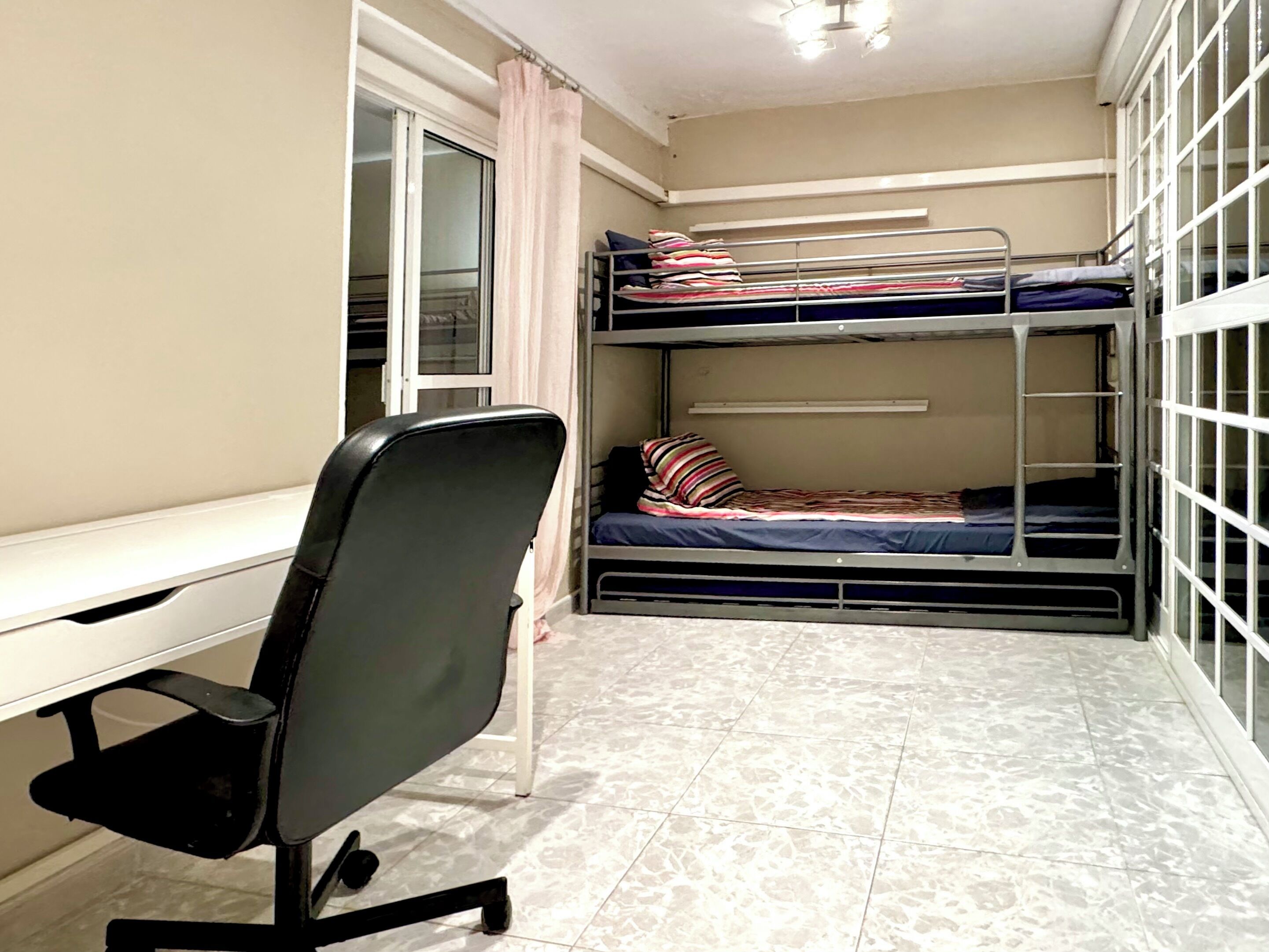 3 Schlafzimmer, Bügeleisen/Bügelbrett, WLAN, Bettwäsche