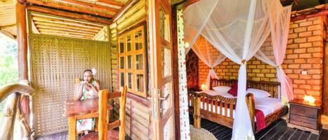 Chambre Luxe Double ou avec lits jumeaux, balcon, vue lac