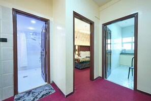 Family Room, City View | Living area - Quality Hotel Apartments (Dubai)