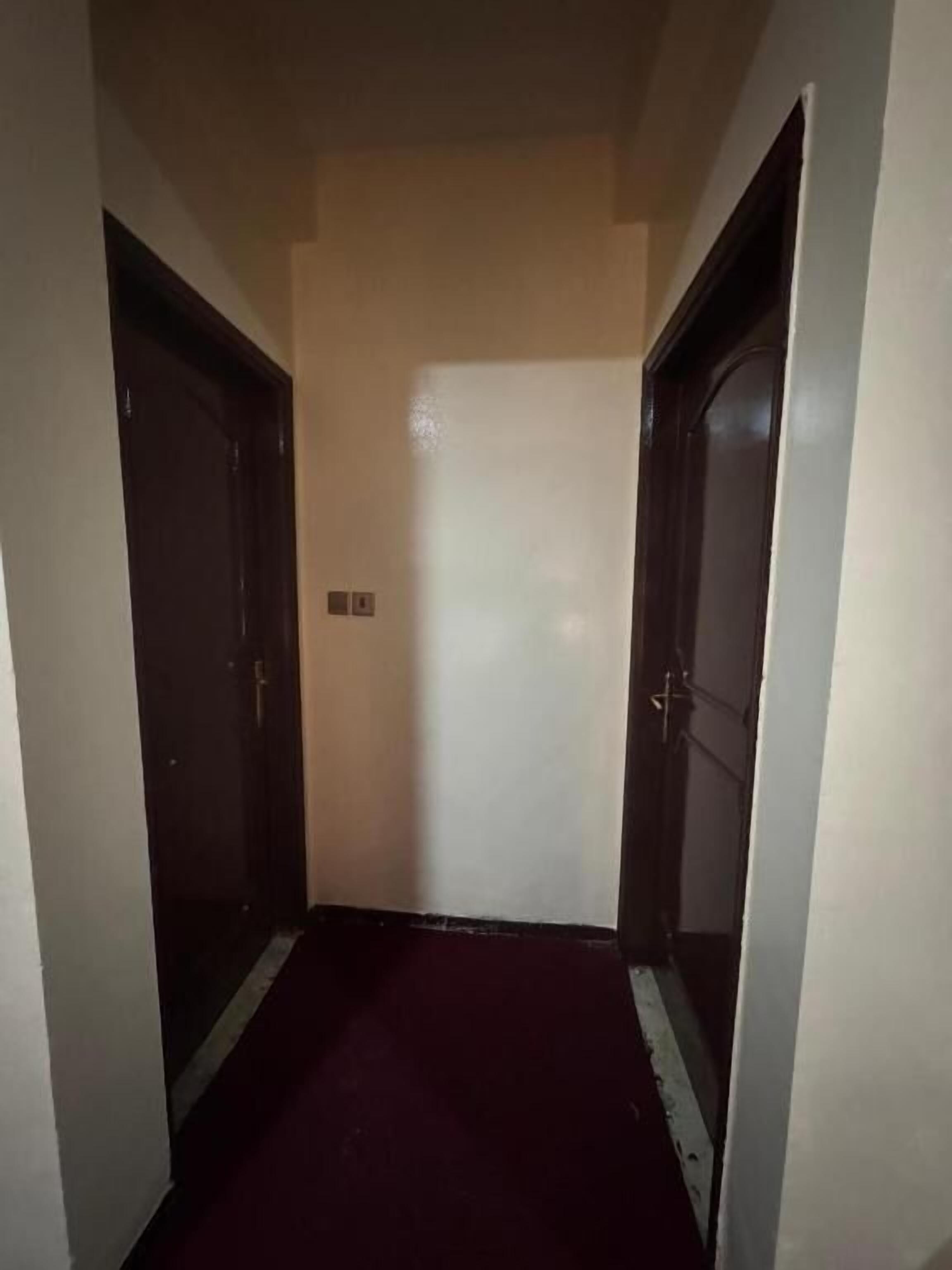 Habitación cuádruple Deluxe, vista a la ciudad | Interior