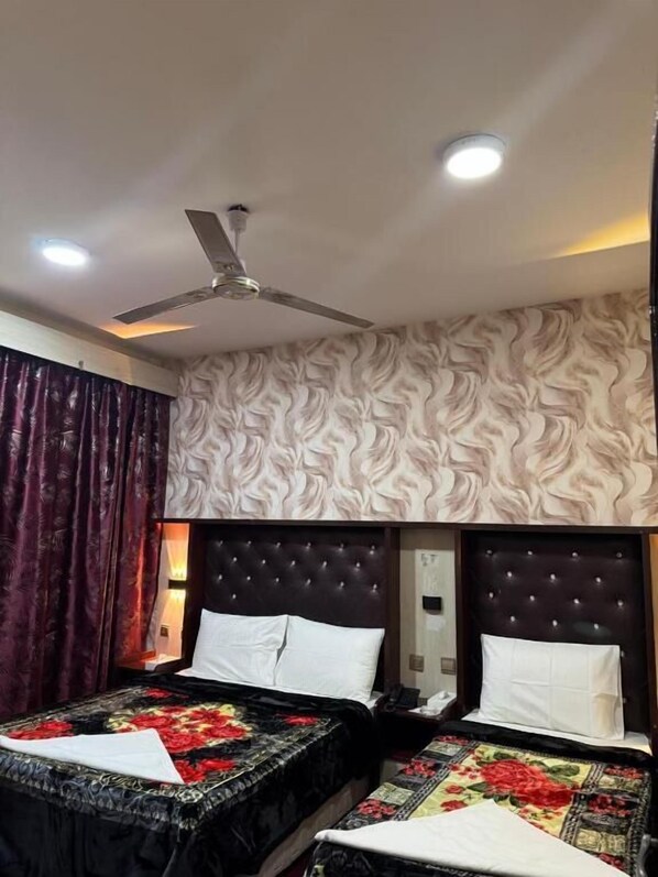 Family Room, City View