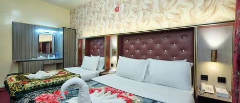 Perhehuone, kaupunkinäköala | Työpöytä, kannettavalle tietokoneelle sopiva työtila