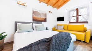 4 Schlafzimmer, Bügeleisen/Bügelbrett, kostenloses WLAN, Bettwäsche