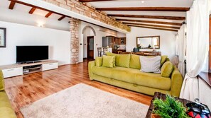 TV, fireplace - Villa  Antica Rovinj by Villas Guide (Rovinj)