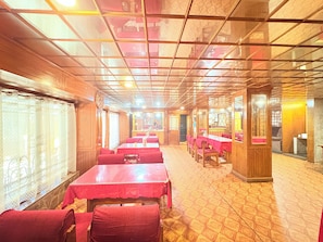 Daily continental breakfast for a fee - Hotel Valentino Darjeeling (Darjeeling)