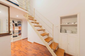 Interior - Nosdom Properties - Piazza Navona Design Apartment (Roma)