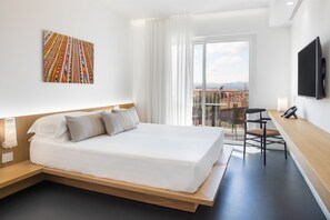 ميني بار وخزنة داخل الغرفة وأسرّة أطفال/رضّع (مجانًا) وواي فاي مجانًا