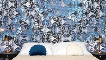 Economy Double or Twin Room | In-room safe, desk, laptop workspace, soundproofing