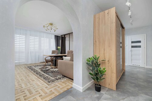 Geräumige Wohnung | 3 Schlafzimmer und Balkon