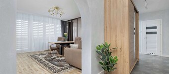 Spacious Apartment | 3 Bedrooms and Balcony