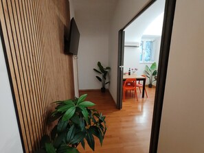 Interior - Rome Center-Vatican-San Pietro-Trastevere-2 Bedrooms-2 Bathrooms-Living Room Sofa Bed (Città del Vaticano)