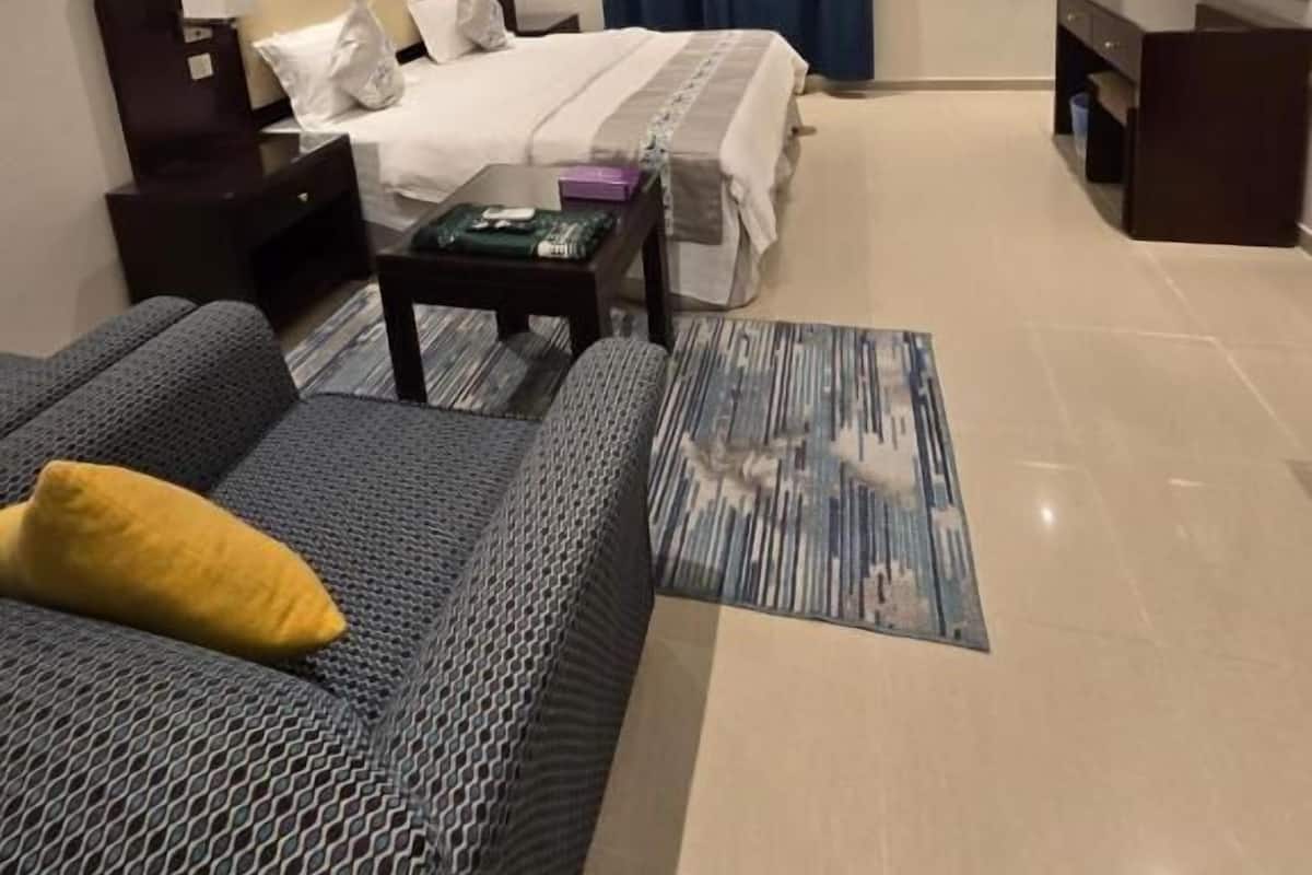 Classic Duplex | In-room safe, iron/ironing board, free WiFi, wheelchair access