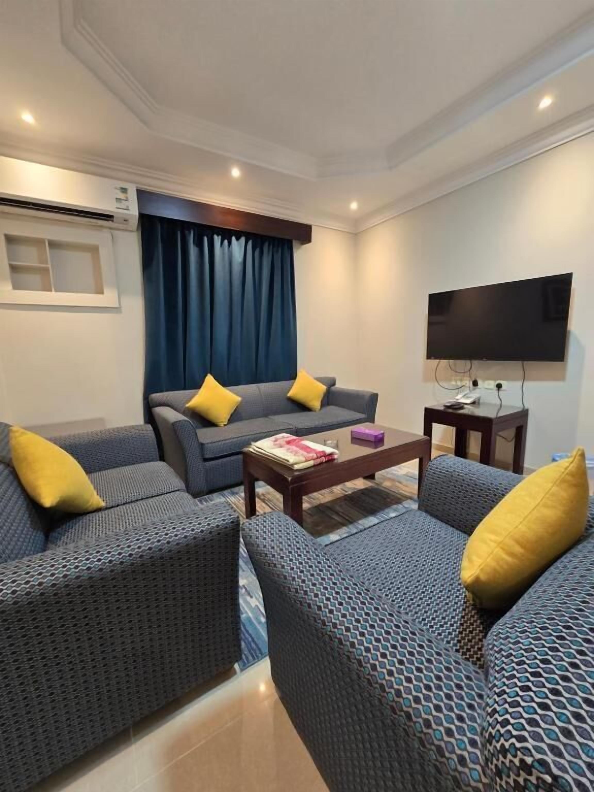 Family Apartment | Living area | TV