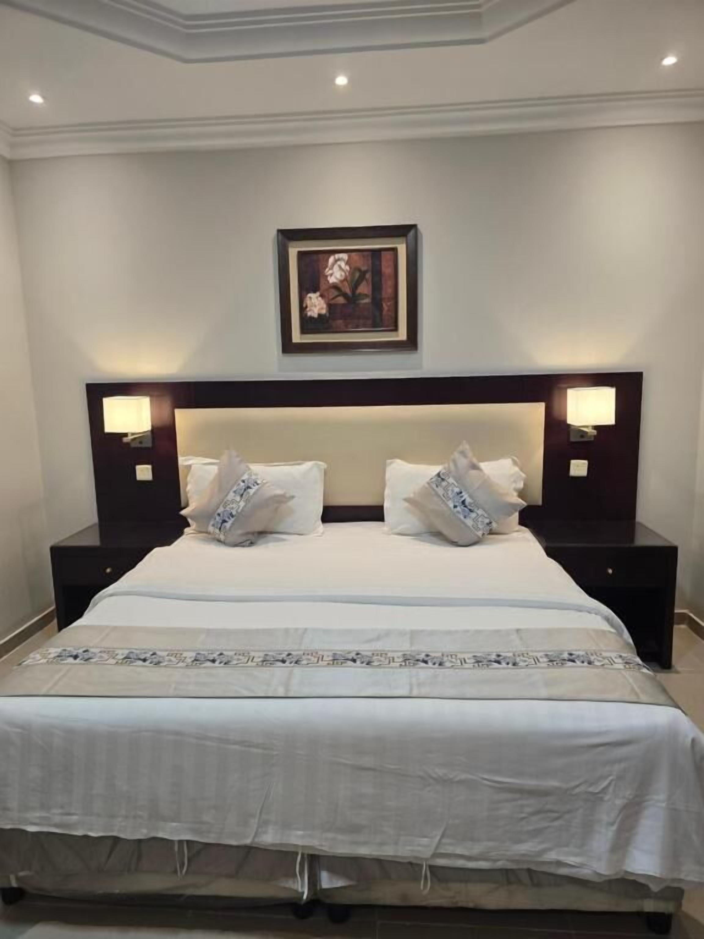 Deluxe Studio, Balcony | In-room safe, iron/ironing board, free WiFi, wheelchair access