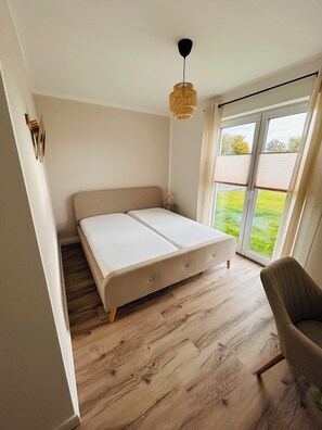 3 Schlafzimmer, Schreibtisch, Reisekinderbett, kostenloses WLAN