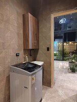 4 habitaciones y acceso a internet 