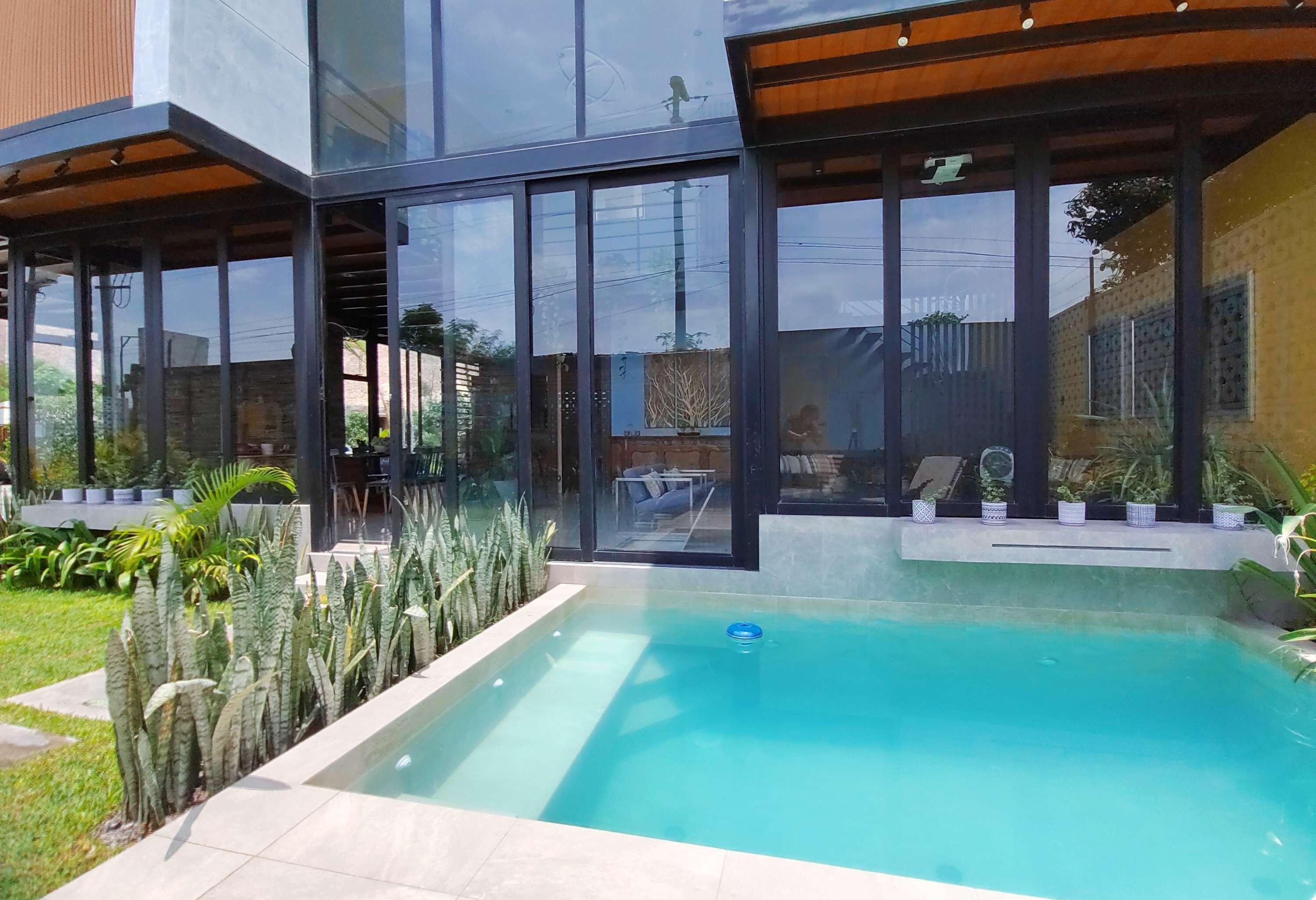 House | 4 bedrooms, Internet