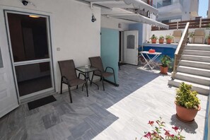 Apartment - House Blerina-cozy Beachfront Double Room in Sarti (Sithonia)