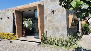 Casa | 2 habitaciones y internet