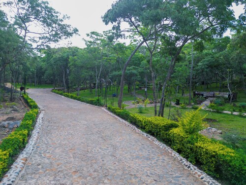 Chishongo Residence, Your Peaceful Darwe