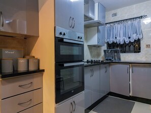 Loft, 1 Bedroom, Accessible, Smoking | Bahagian dalam