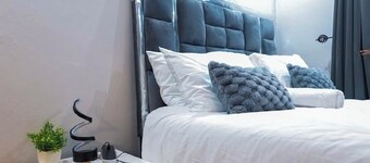 Darwendale Madhuve Lodge for one