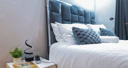 Darwendale Madhuve Lodge for one