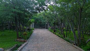 Loft, 1 Bedroom, Accessible, Smoking | Garden