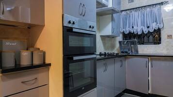 Loft, 1 Bedroom, Accessible, Smoking | Interior