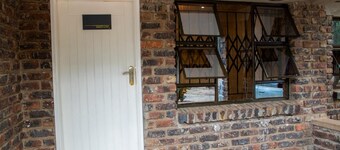 Darwendale Madhuva Lodge for one